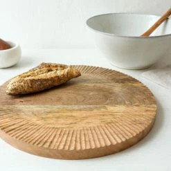 Nkuku Soria Chopping Board