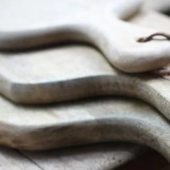 Nkuku Chunni Chopping Board In Mango Wood