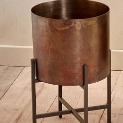 Nkuku Large Juoni Iron Planter