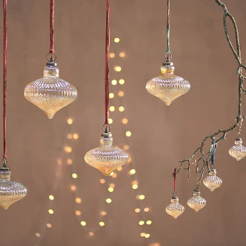 Nkuku Set of 4 Gold Luster Eliza Baubles - Elegant Room Decorations for Modern Homes 3 Nkuku Set of 4 Gold Luster Eliza Baubles