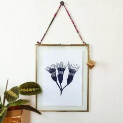 Nkuku Extra Large Antique Brass Kiko Frame 36 x 29 cm - Elegant Portrait Wall Decor 3 Nkuku Extra Large Antique Brass Kiko Frame 36 x 29 cm - Portrait