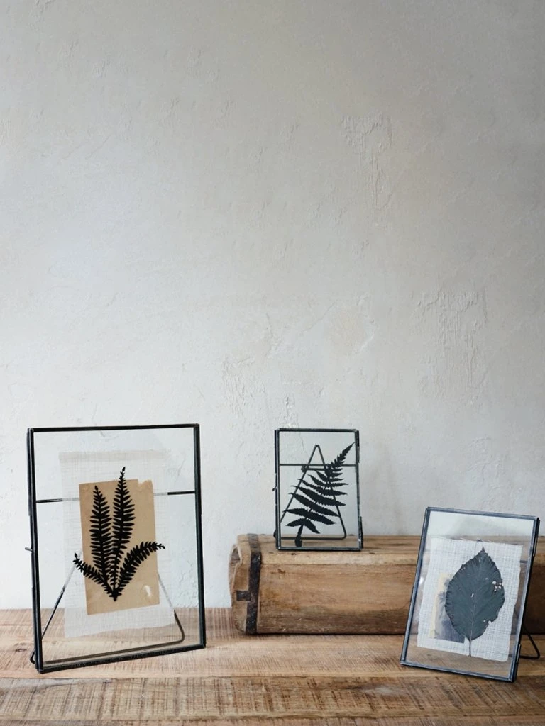 Nkuku Medium Danta Portrait Frame in Antique Black - Handcrafted Home Decor 1 Nkuku Medium Danta Portrait Frame In Antique Black