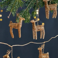 Nkuku Ramya Wire Reindeer Garland Brass