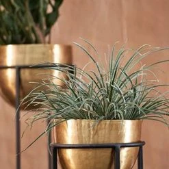 Nkuku Atsu Planter Stand