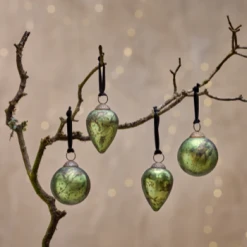 Nkuku Jalshara Baubles - Moss - Set of 4