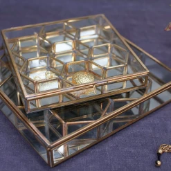 Nkuku Small- Bequai Honeycomb Box