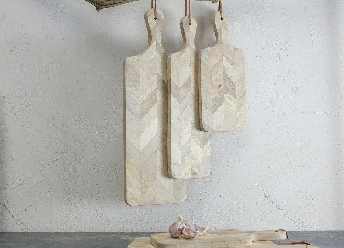 Nkuku Large Wooden Nalbari Chopping Board - Premium Kitchen Cutting Board for Chefs & Home Cooks 2 Nkuku Large Wooden Nalbari Chopping Board