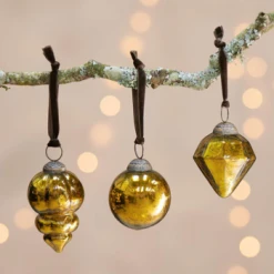 Nkuku Ura Baubles - Antique Green - Set of 3