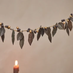 Nkuku Tula Garland - Leaf and Berry Design