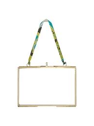 Nkuku Small Kiko Antique Brass Hanging Frame 4 x 6 Inch Landscape - Vintage Wall Decor for Home & Office 1 Nkuku Small Kiko Antique Brass Hanging Frame 4 x 6 inch Landscape